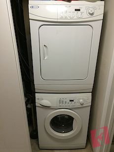 Prime location, downtown townhouse with garage, over 1300sq feet photo 3