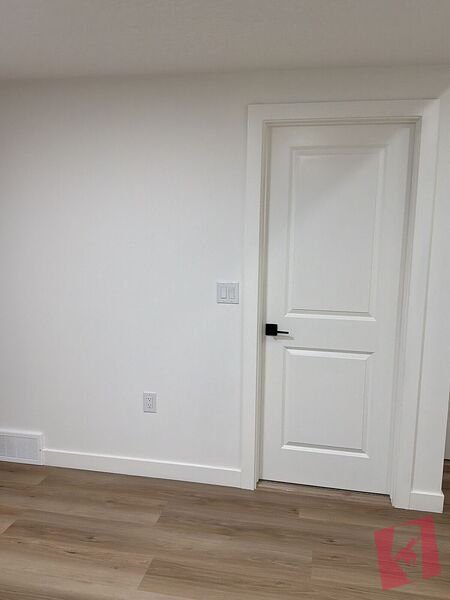 Brand-New Legal 1-Bedroom + Large Den Basement Suite in NW Calgary –$1,100/Month