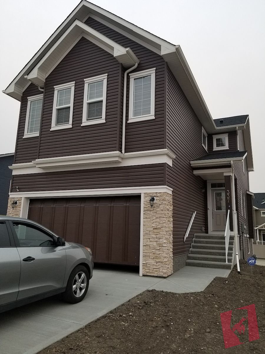 1 Bedroom Walkout Basement in Evanston