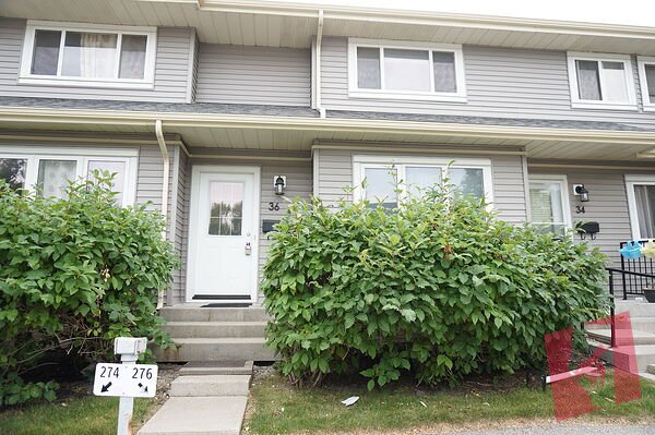 Falconridge NE - 3 Bedroom 1.5 Bath Townhouse