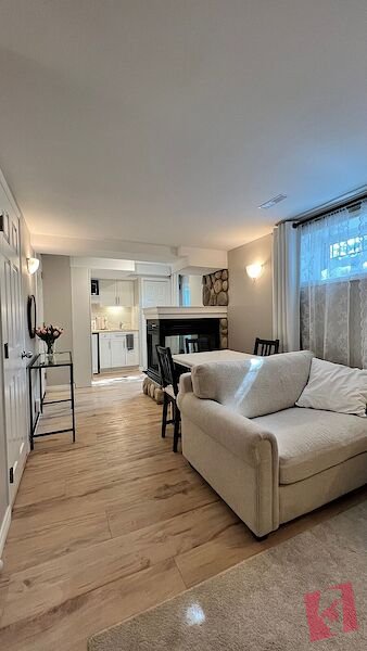 Cozy, Modern, Private and Separate, Fully Furnished Room For Rent - Female photo 2