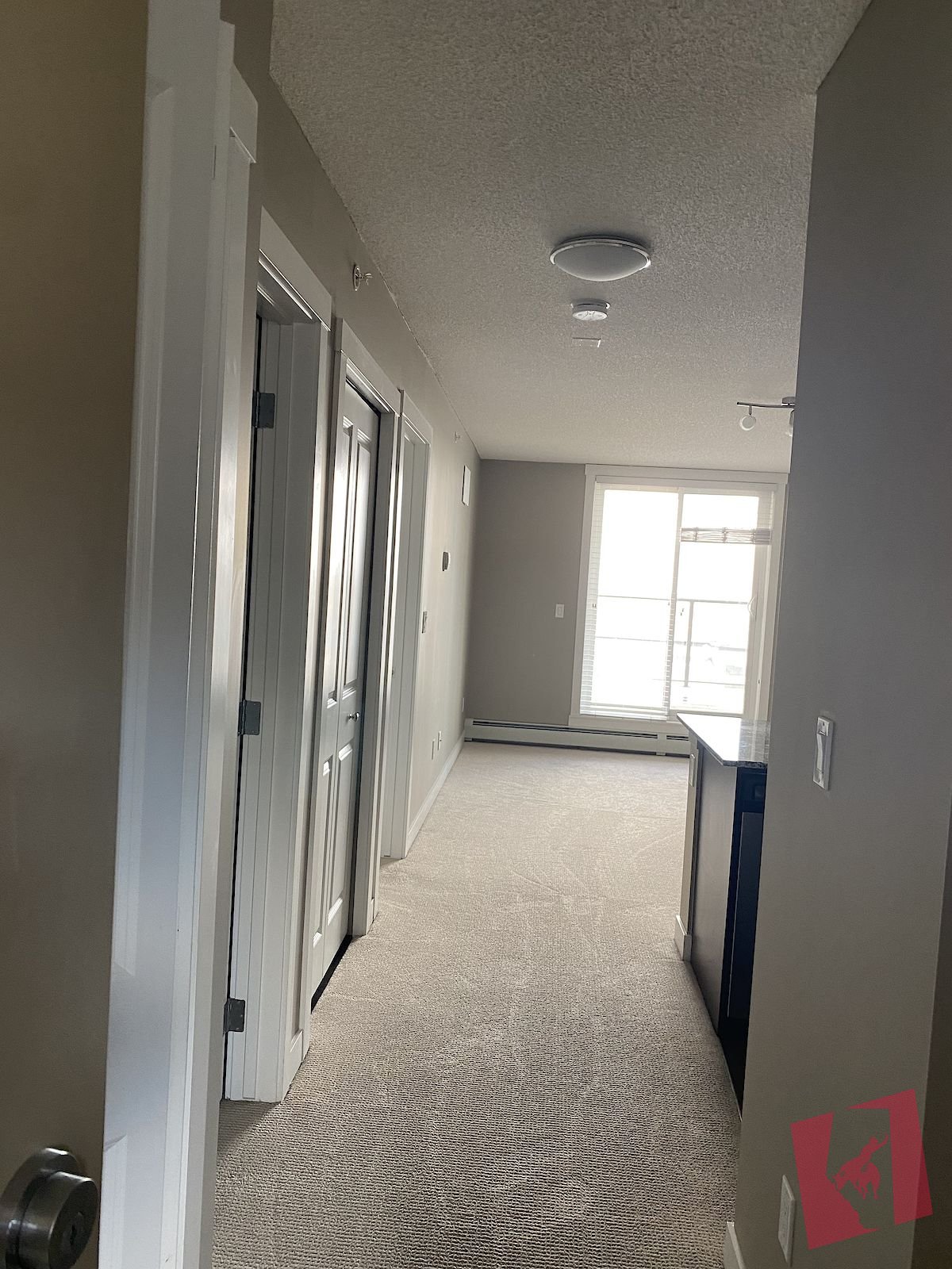 2 bedrooms & 1 underground heated parking