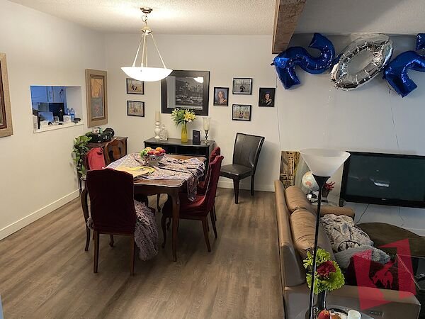 Room for rent in SW calgary I have a dog(Swiss Bernese) and 1 cat