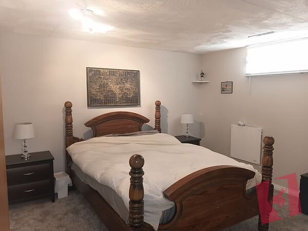 walking distance to MRU and Grey eagle Casino Glenmore park