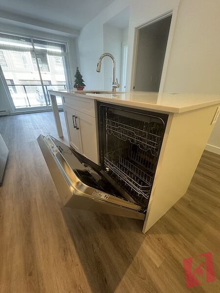 Pets Ok / main floor / brand new condo