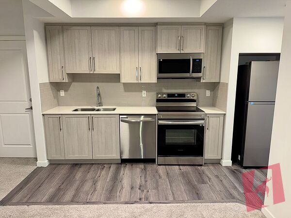 2 Bedroom Legal Basement Suite in Mahogany – Available Now