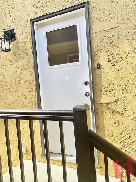 Bright & Beautiful 1-Bedroom Basement Suite – Move-In Ready!