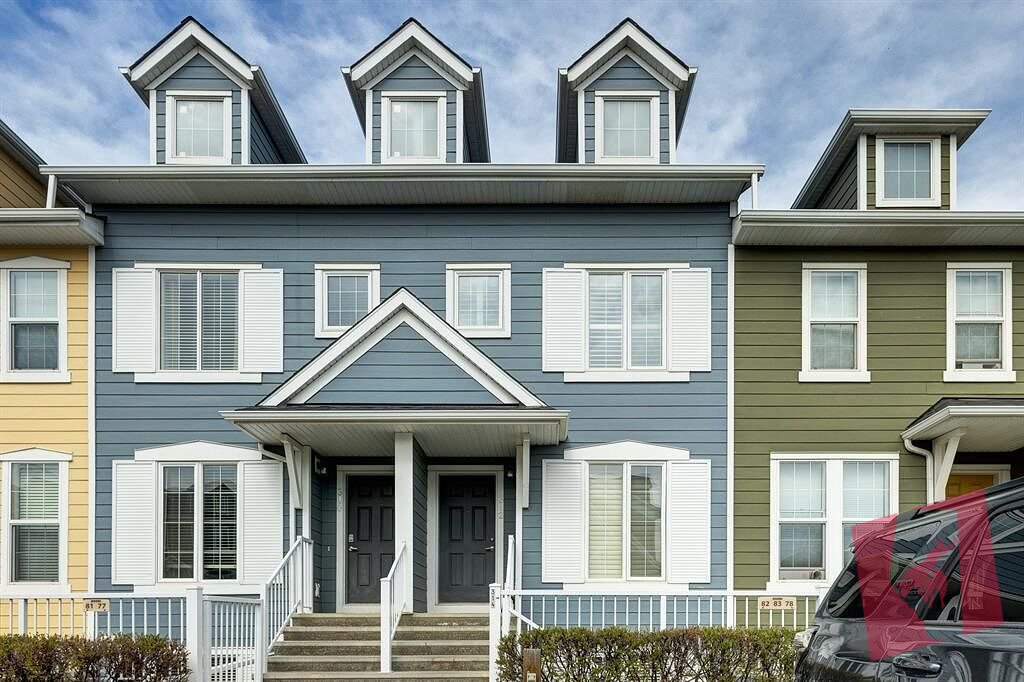 Modern Townhouse in Mckenzie Towne