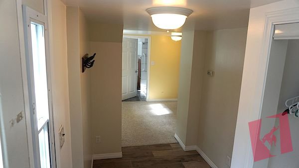 2 Bedroom Suite, Bright and Spacious, Utilities Inc., Separate At-Grade Entrance photo 3