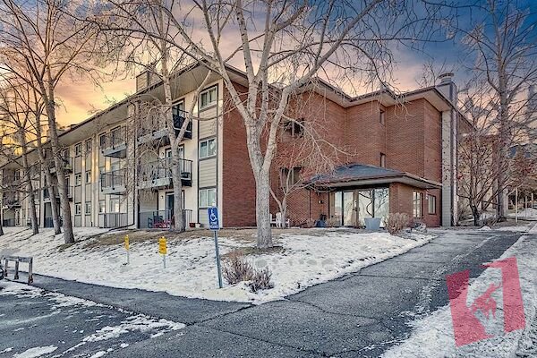 Well kept Condo 1 B/R in Patterson Hill photo 3