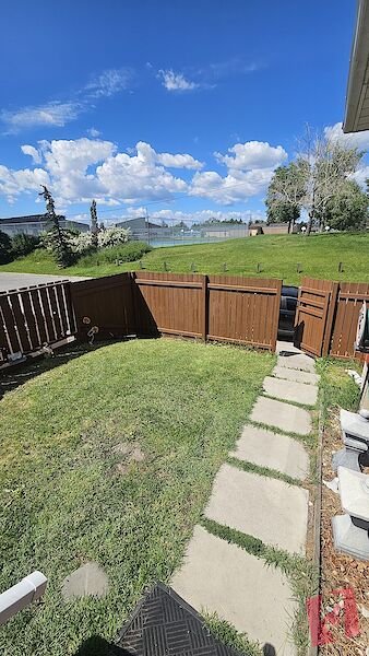 3 Bedroom Home Across from School & Park in Pineridge photo 2