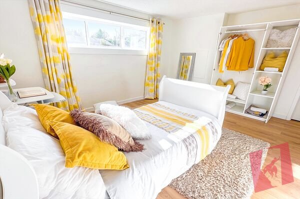 Rooms for Rent beside Shawnessy Train Station, Utilities INCLUDED photo 4