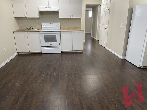 Beautiful 2 bedroom basement