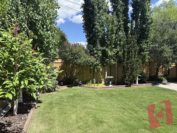 Well-Maintained Family Home - West of Downtown photo 2